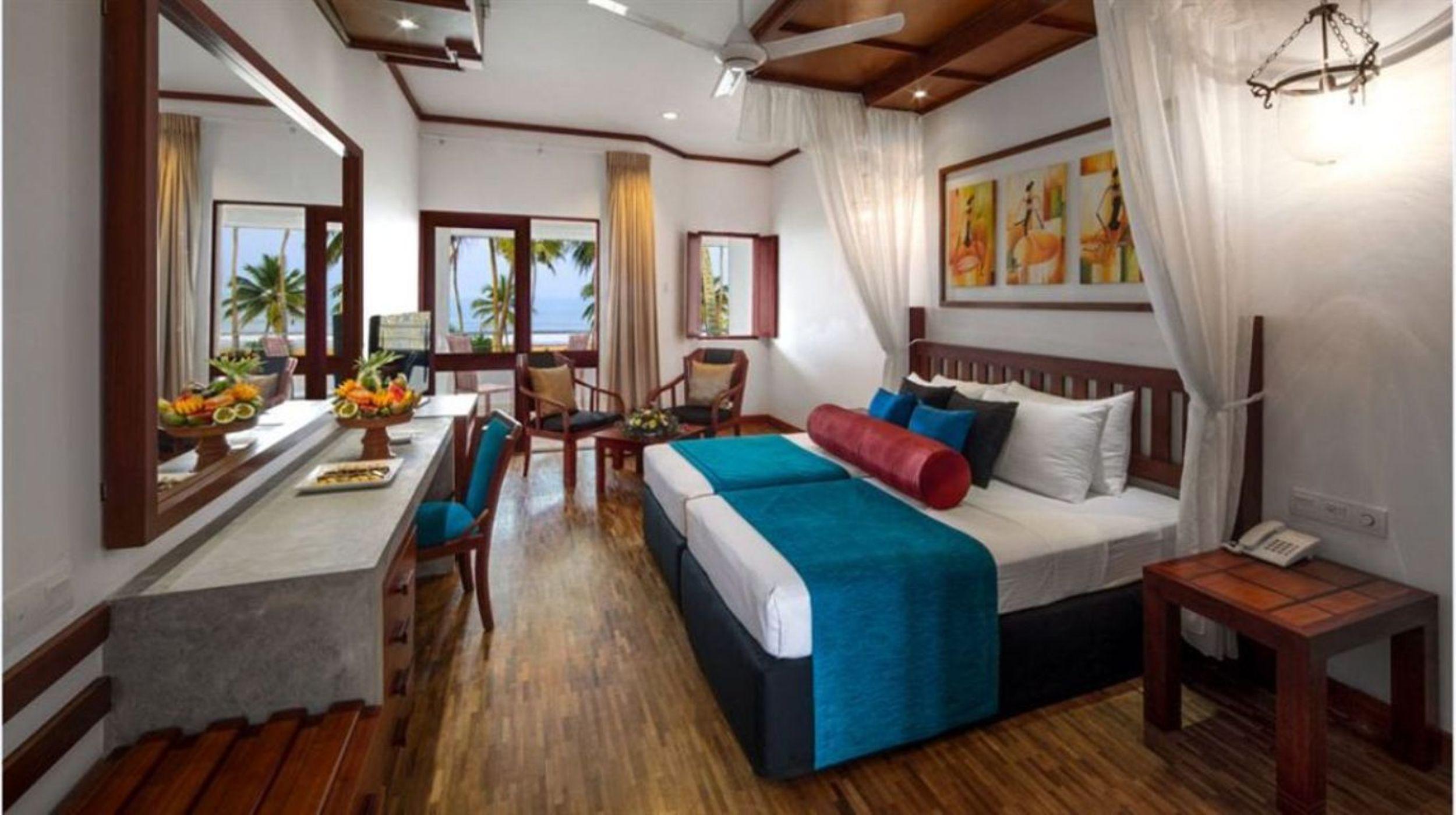 Royal Palms Beach Hotel Kalutara Exterior foto