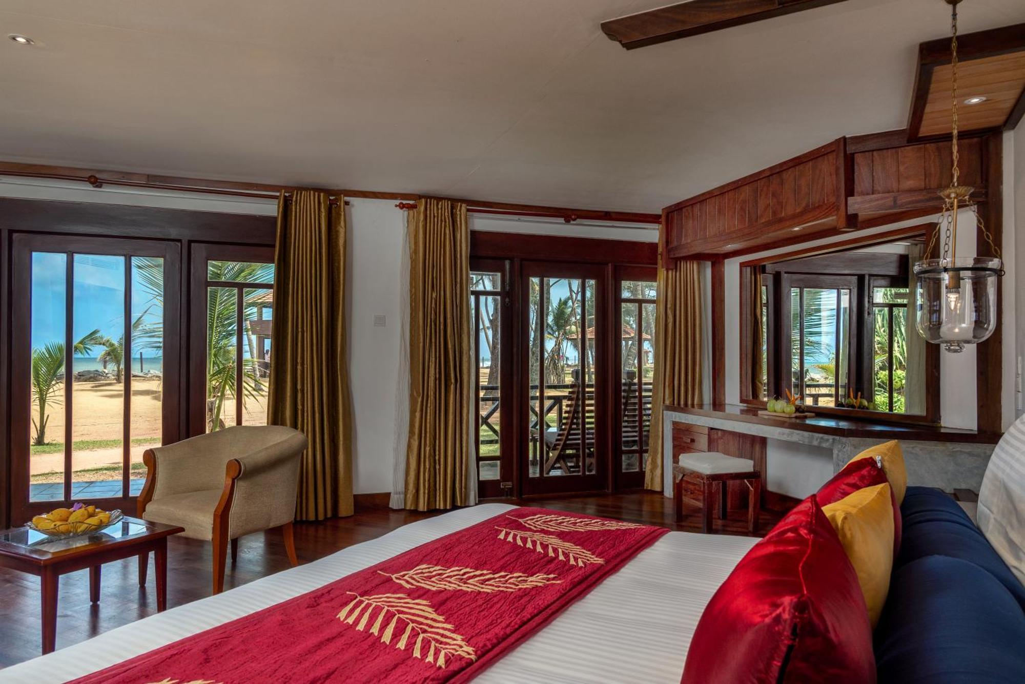 Royal Palms Beach Hotel Kalutara Exterior foto
