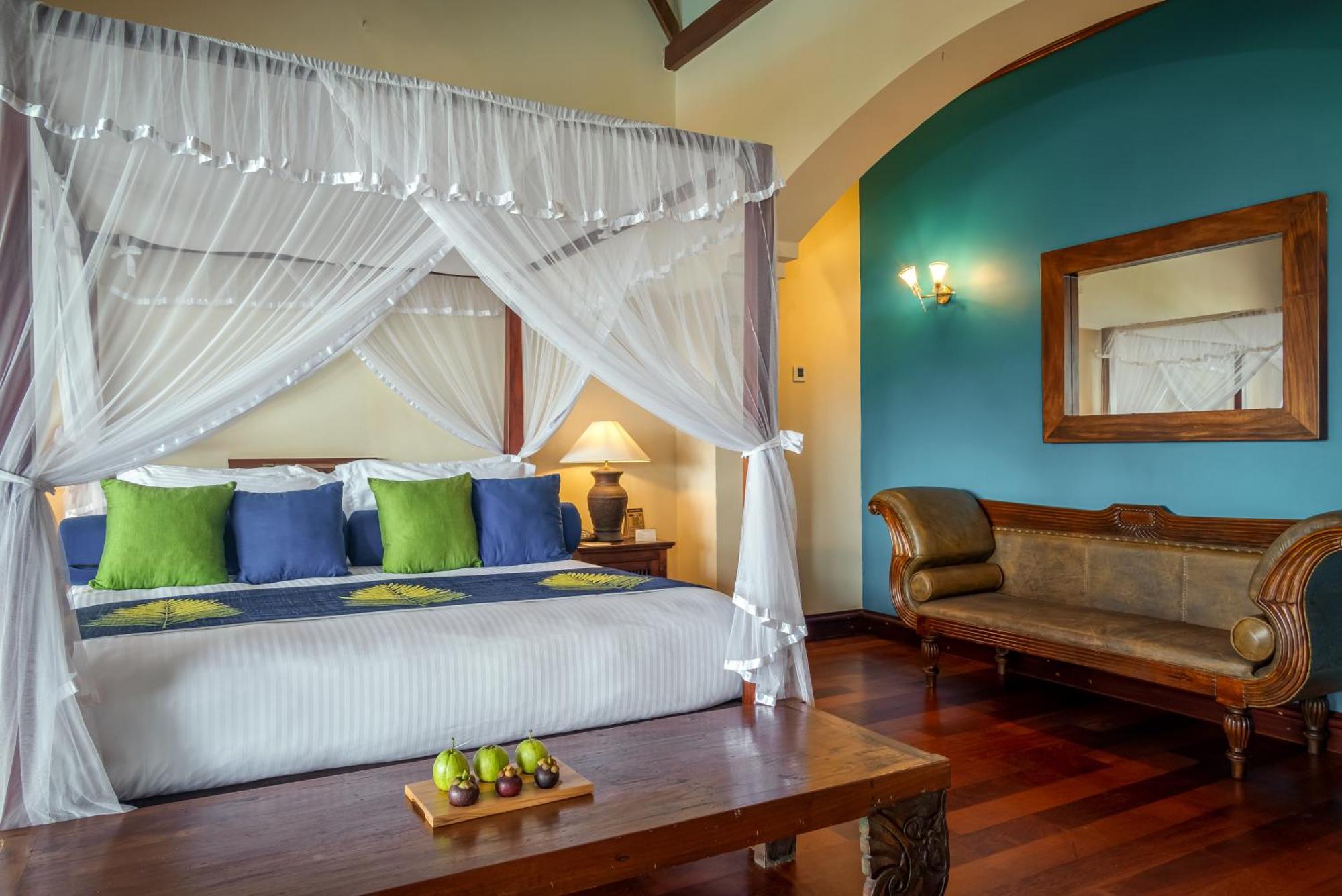 Royal Palms Beach Hotel Kalutara Exterior foto