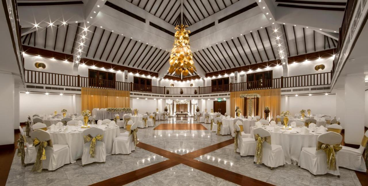 Royal Palms Beach Hotel Kalutara Exterior foto